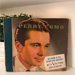 Perry Como His Latest And Greatest 1945 Set of 5 - 78 RPM shellac records Rare
